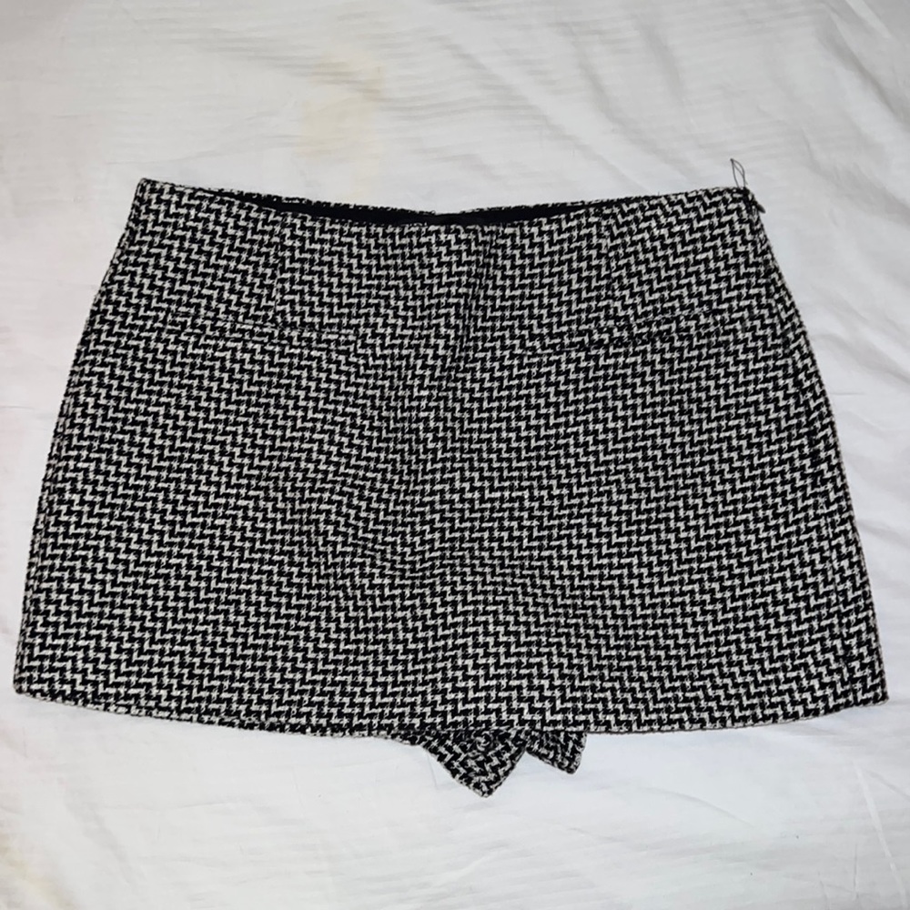 Zara printed skort